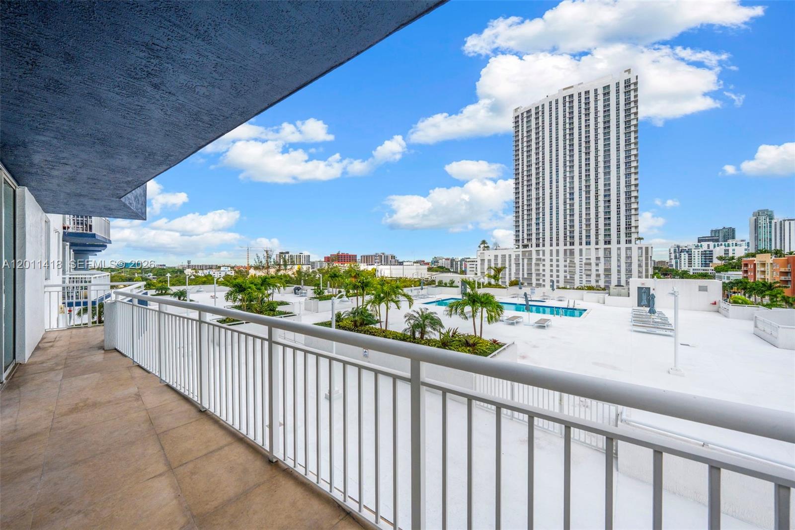 image 1800 Biscayne Plaza6