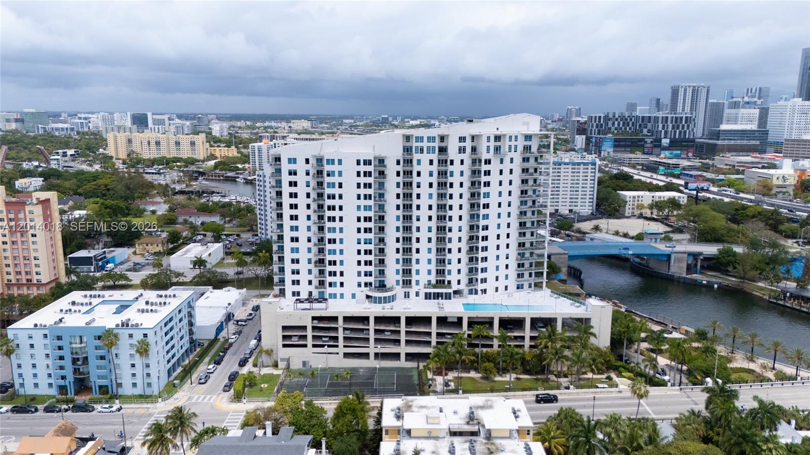 10 SW South Riv Dr #PHI01