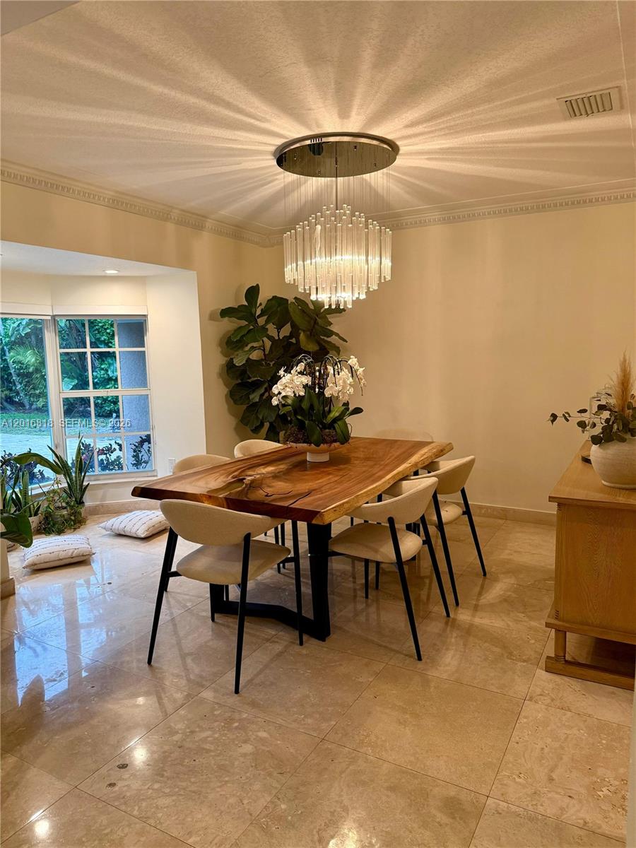 721 Saldano Ave Coral Gables, FL 33143
