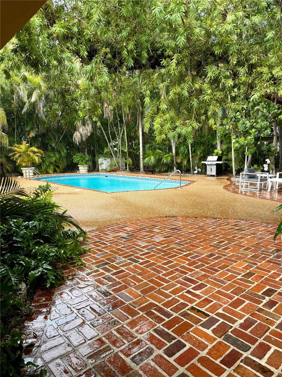 721 Saldano Ave Coral Gables, FL 33143