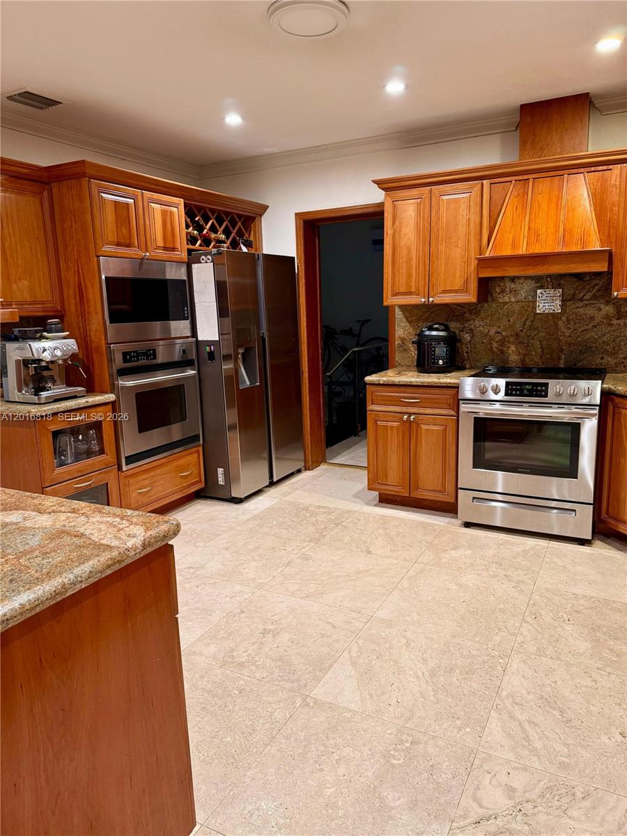 721 Saldano Ave Coral Gables, FL 33143