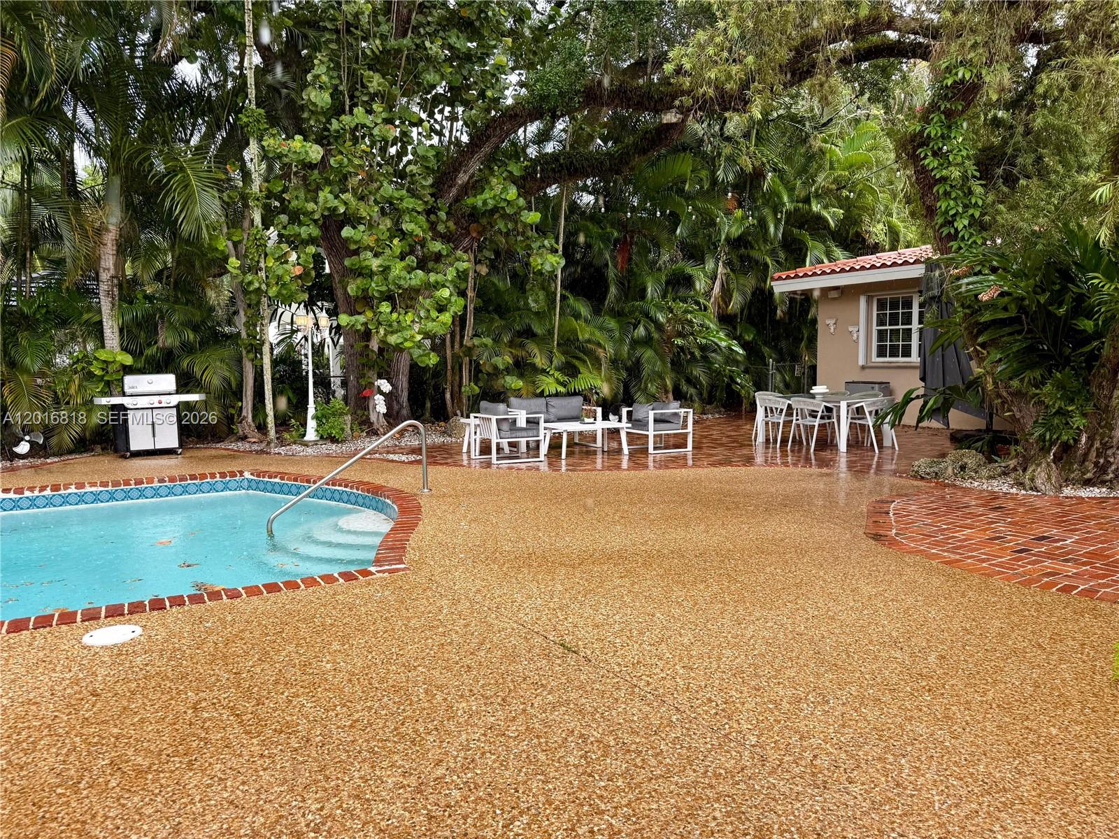 721 Saldano Ave Coral Gables, FL 33143