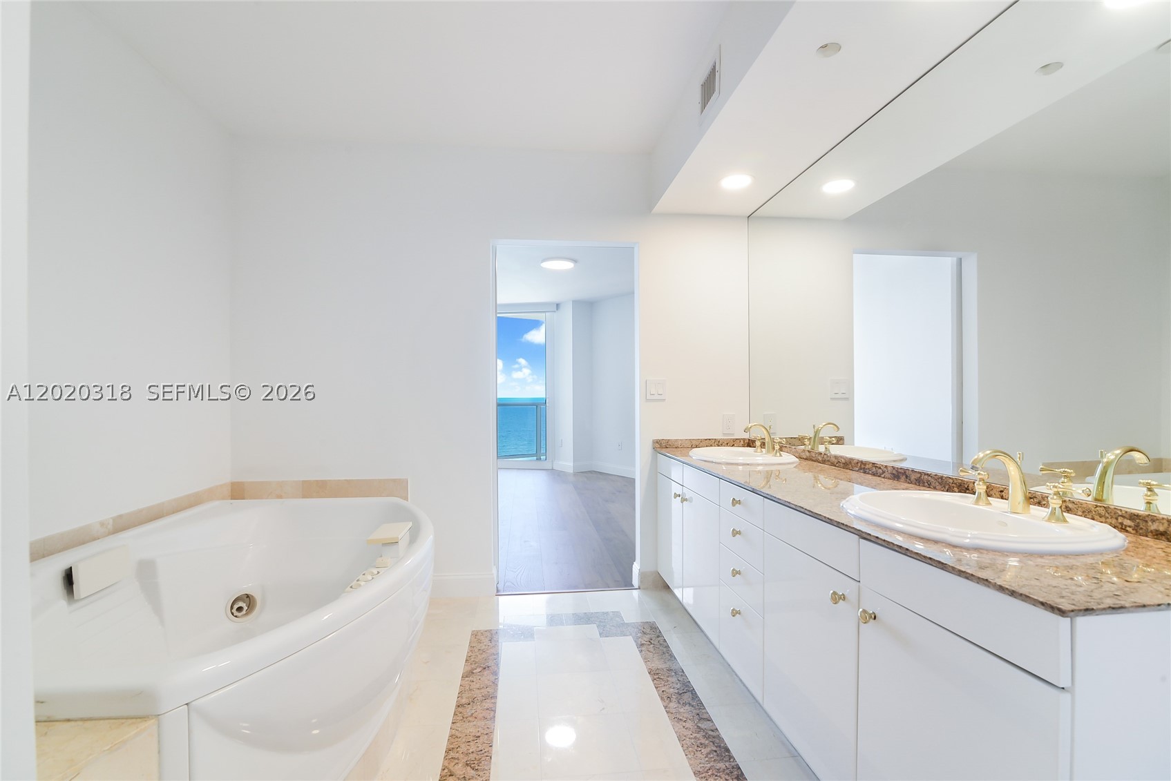 image Ocean One15