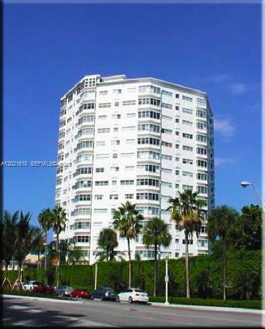 1881 Washington Ave #6H