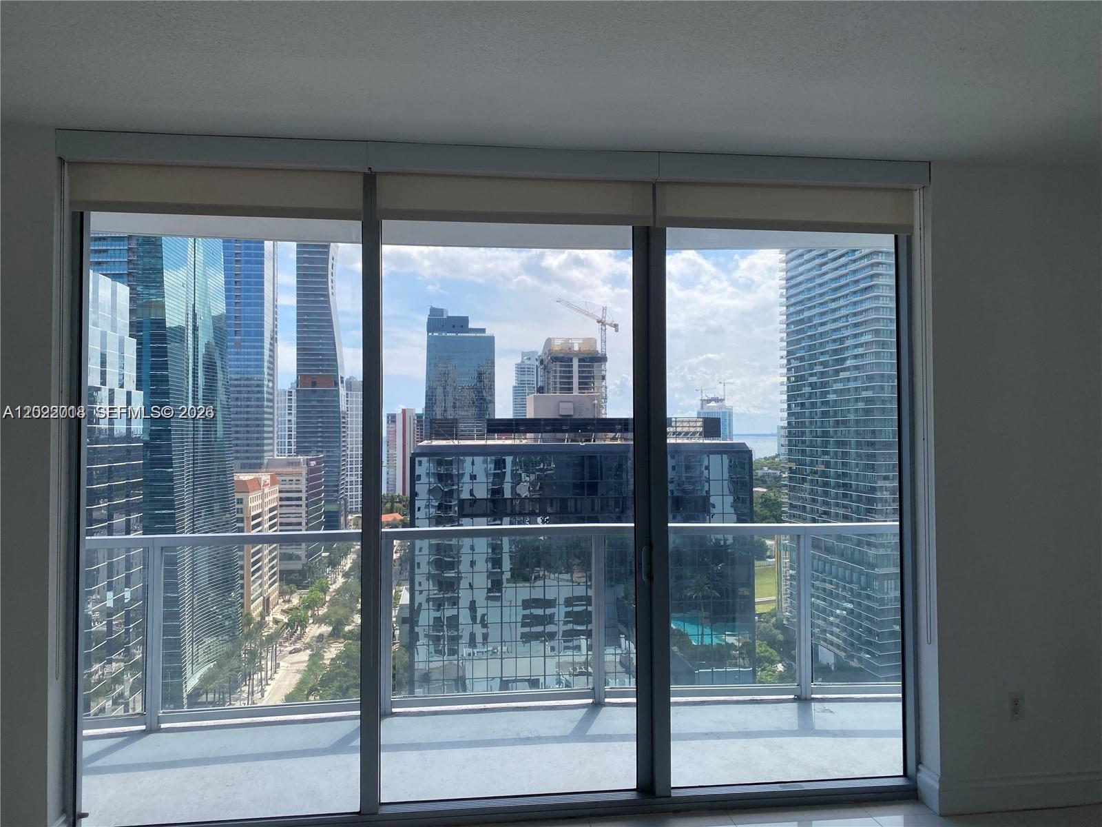 image 1060 Brickell - 10602