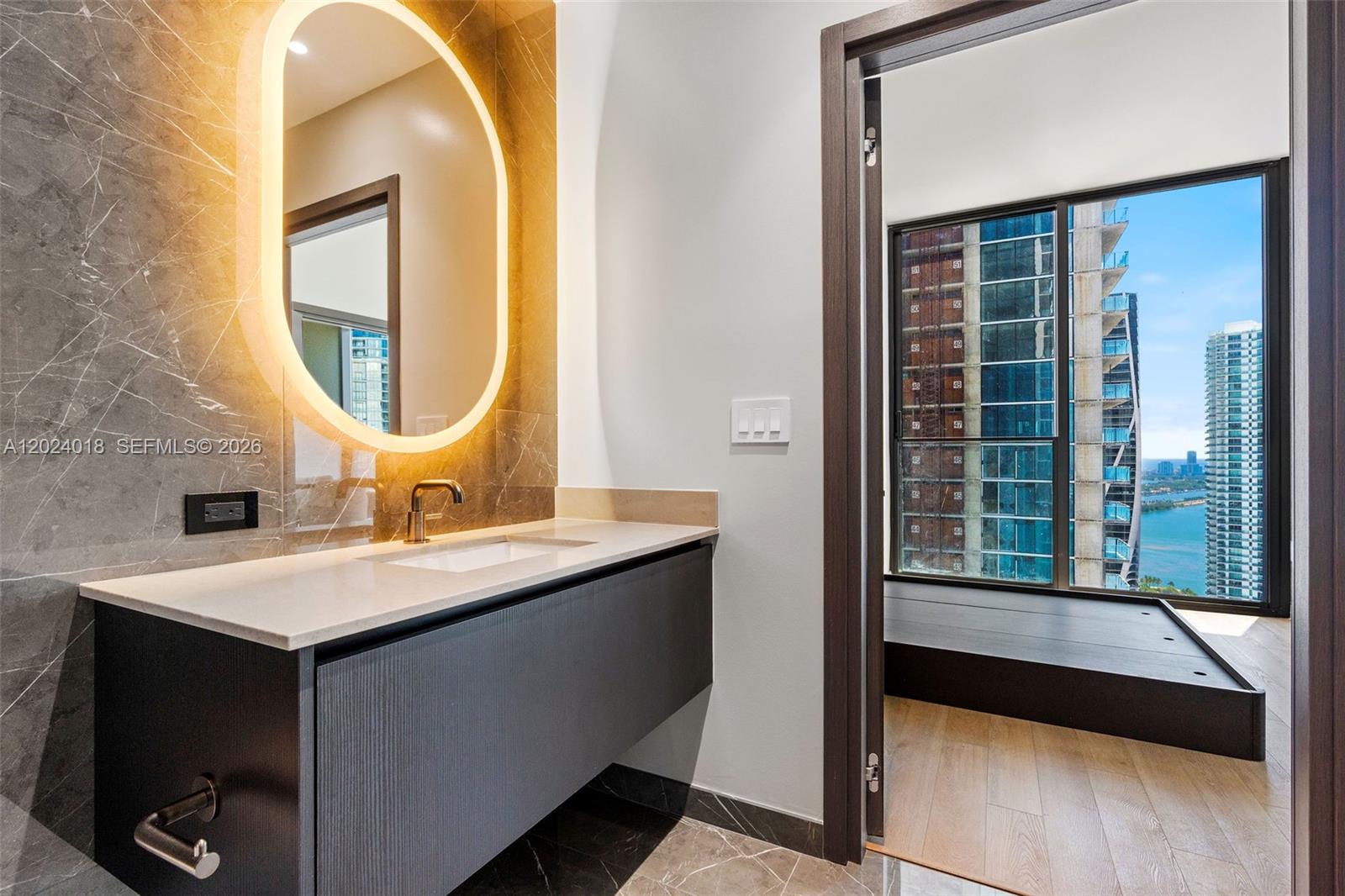 20 NE 11th 20th Ne 11th St #4504 Miami, FL 33132