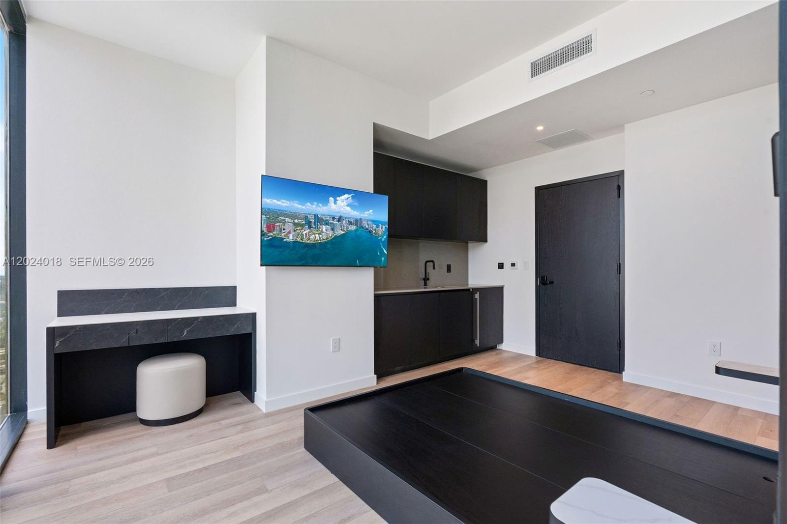 20 NE 11th 20th Ne 11th St #4504 Miami, FL 33132