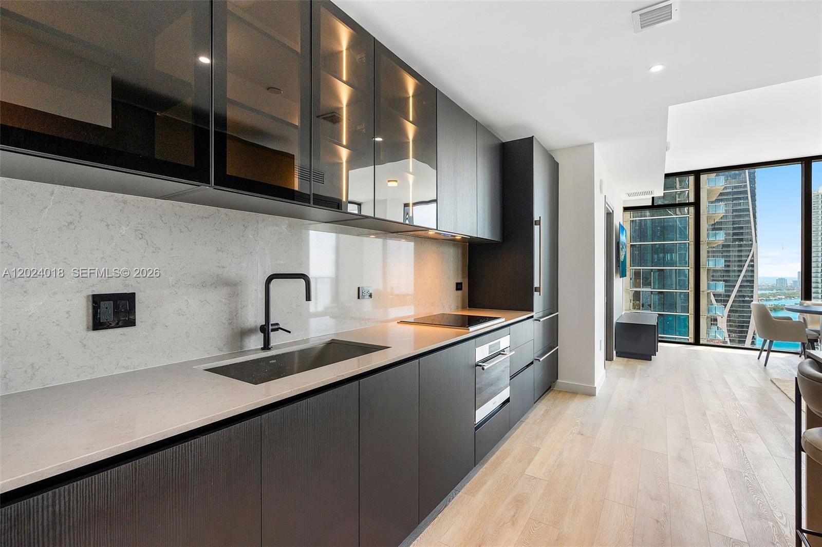 20 NE 11th 20th Ne 11th St #4504 Miami, FL 33132