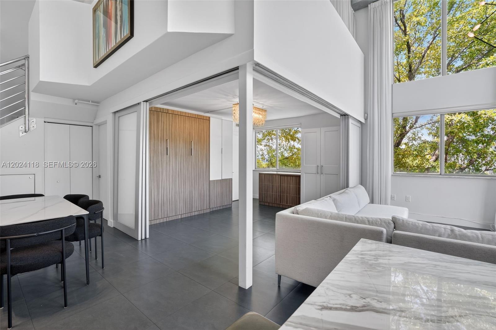 900 4th St #6 Miami Beach, FL 33139