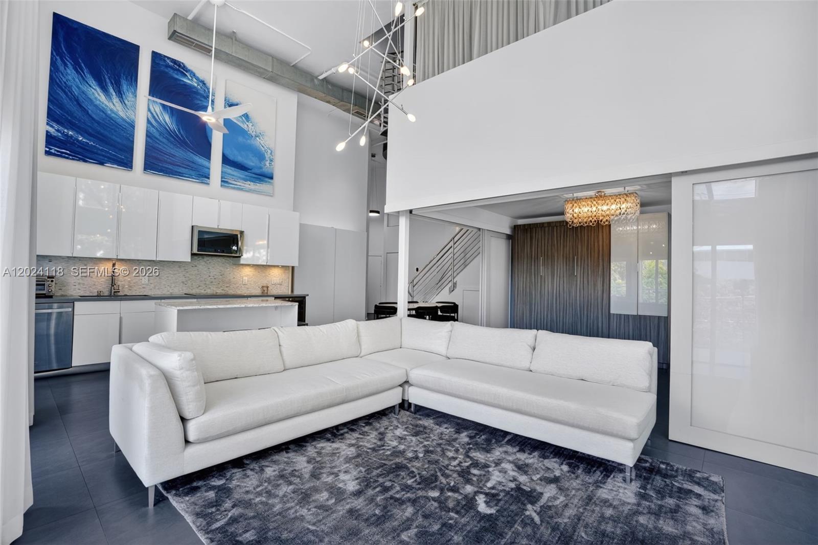900 4th St #6 Miami Beach, FL 33139