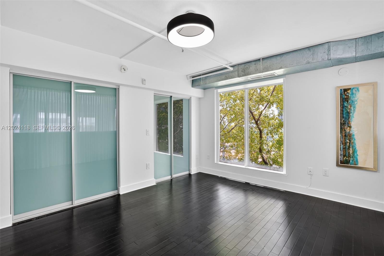 900 4th St #6 Miami Beach, FL 33139