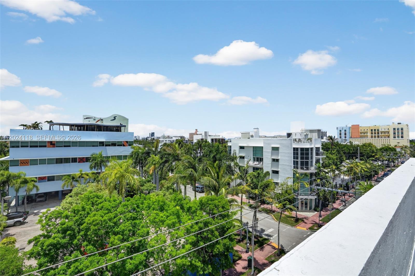 900 4th St #6 Miami Beach, FL 33139
