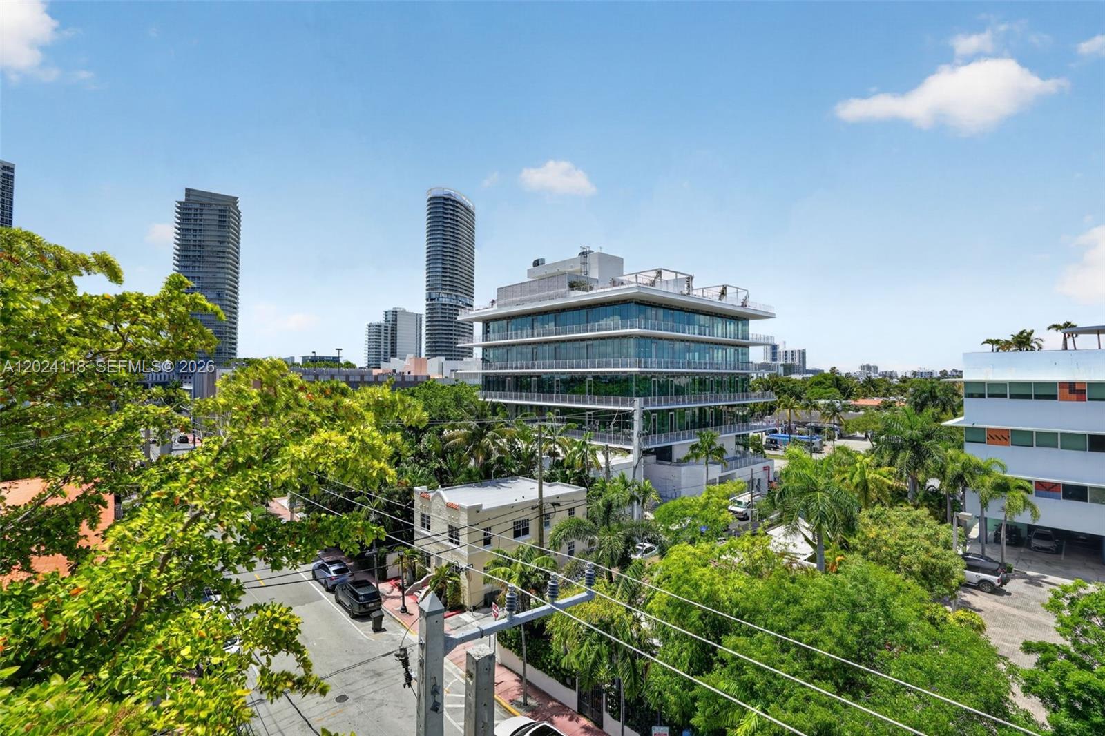 900 4th St #6 Miami Beach, FL 33139