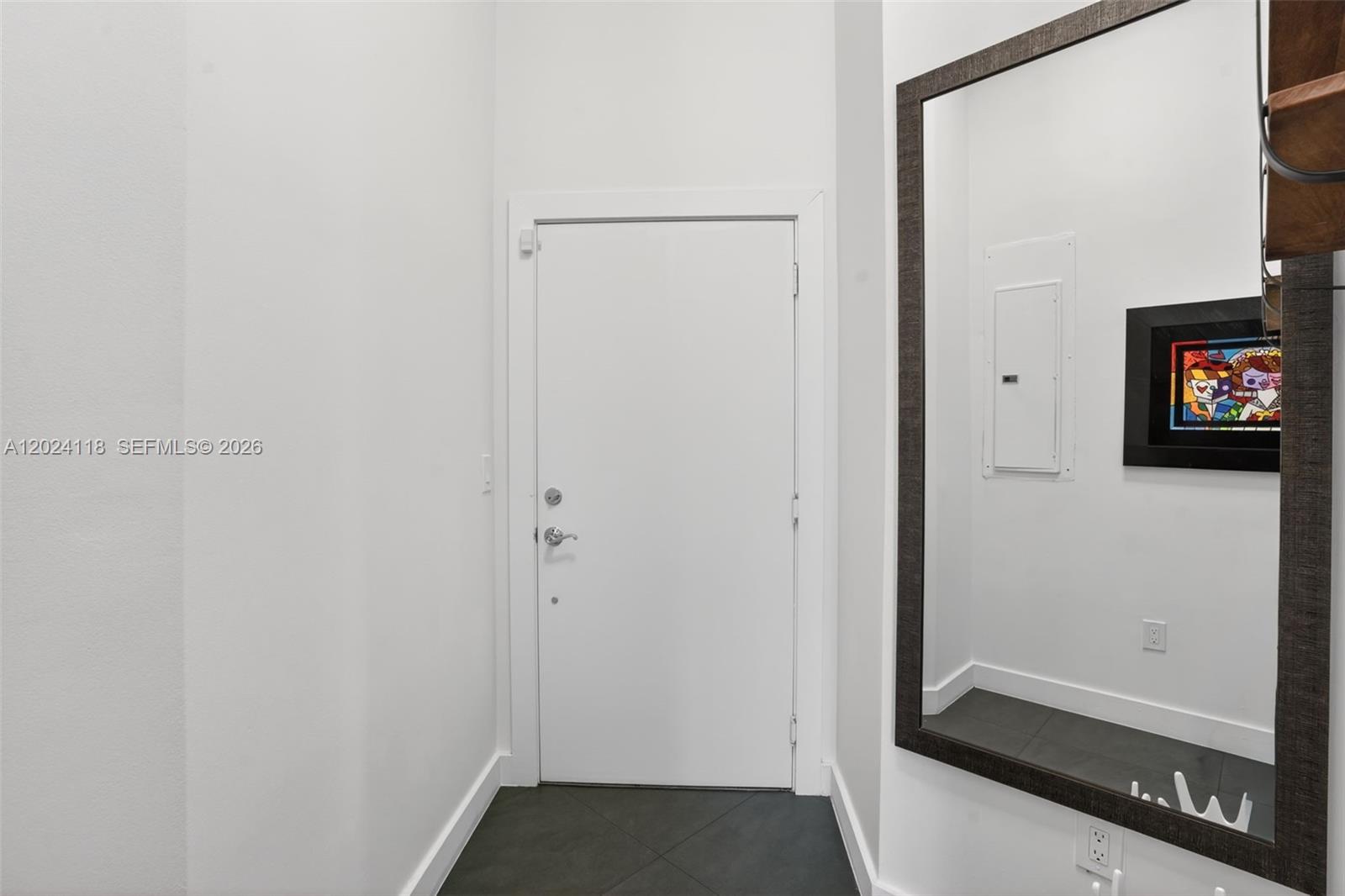 900 4th St #6 Miami Beach, FL 33139