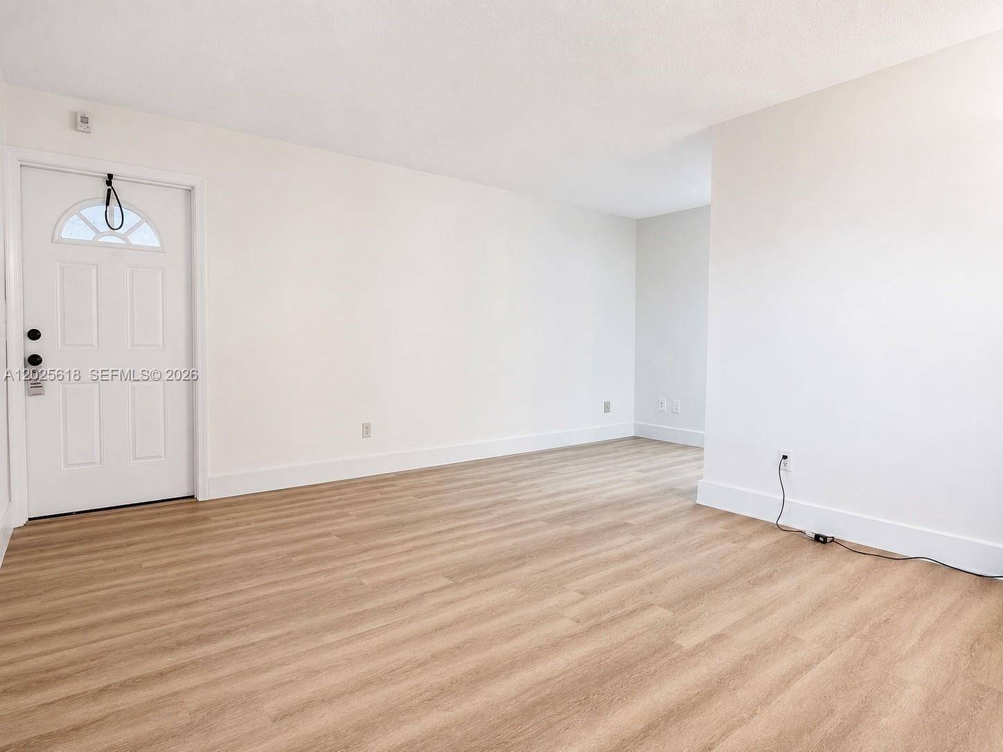 421 NE 1st St #221