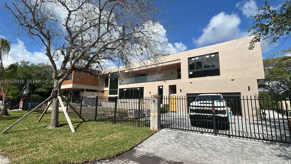 11920 SW 69th Ct Pinecrest, FL 33156
