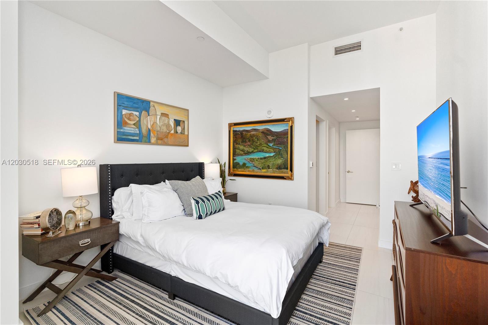2678 Tigertail #PH4 Miami, FL 33133