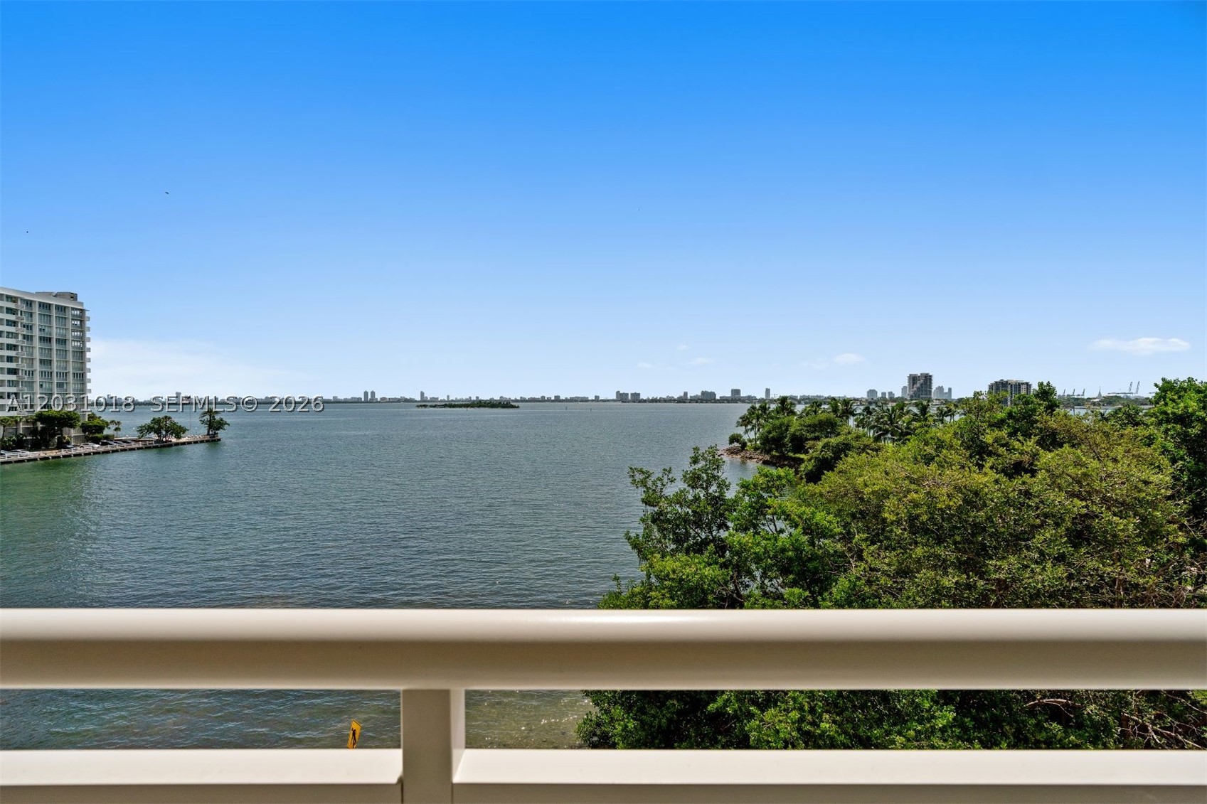 image Cite on the Bay East6