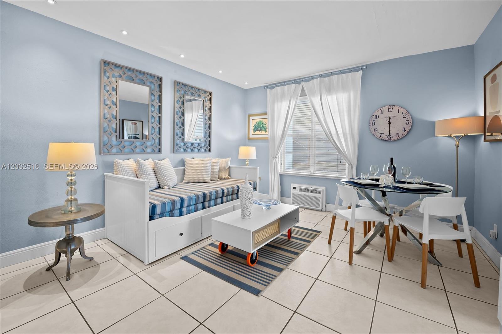 3030 Collins Ave #4E