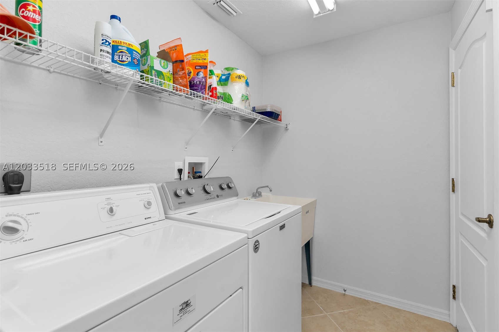 2009 SW 36th Ter Cape Coral, FL 33914