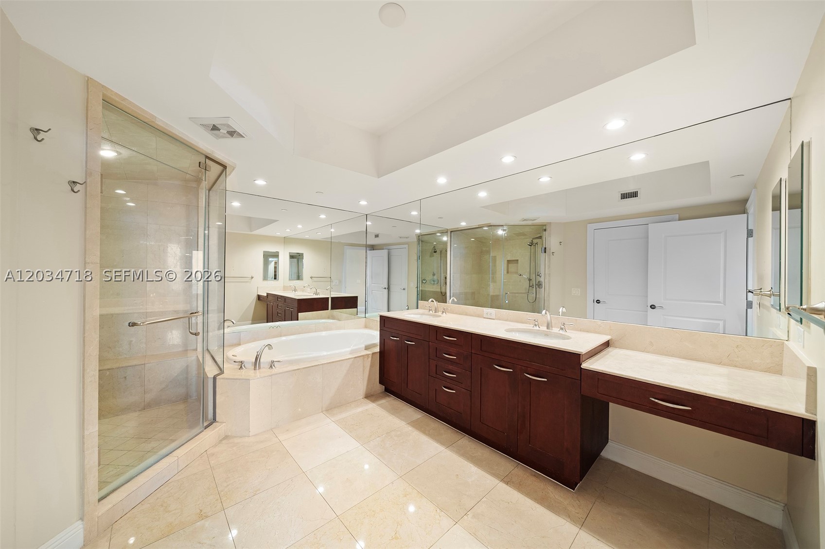 6000 Island Blvd #1002 Aventura, FL 33160