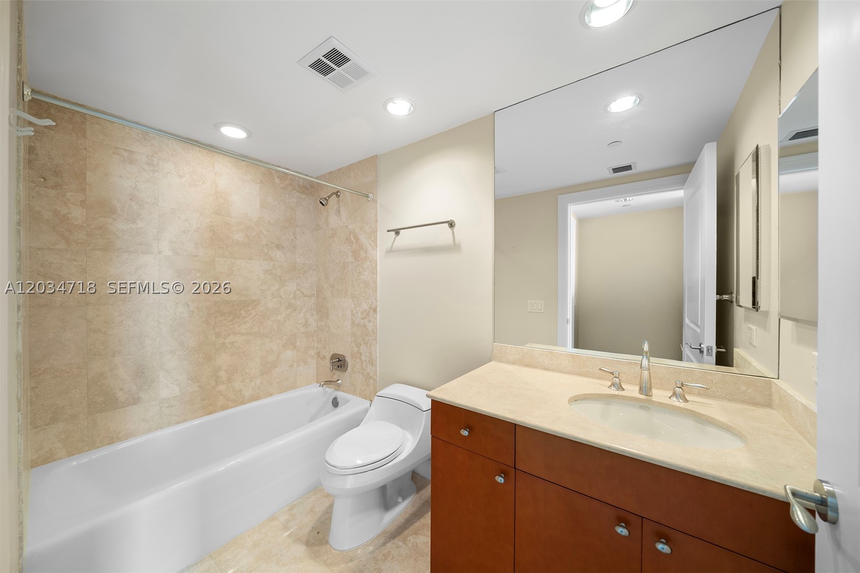 6000 Island Blvd #1002 Aventura, FL 33160