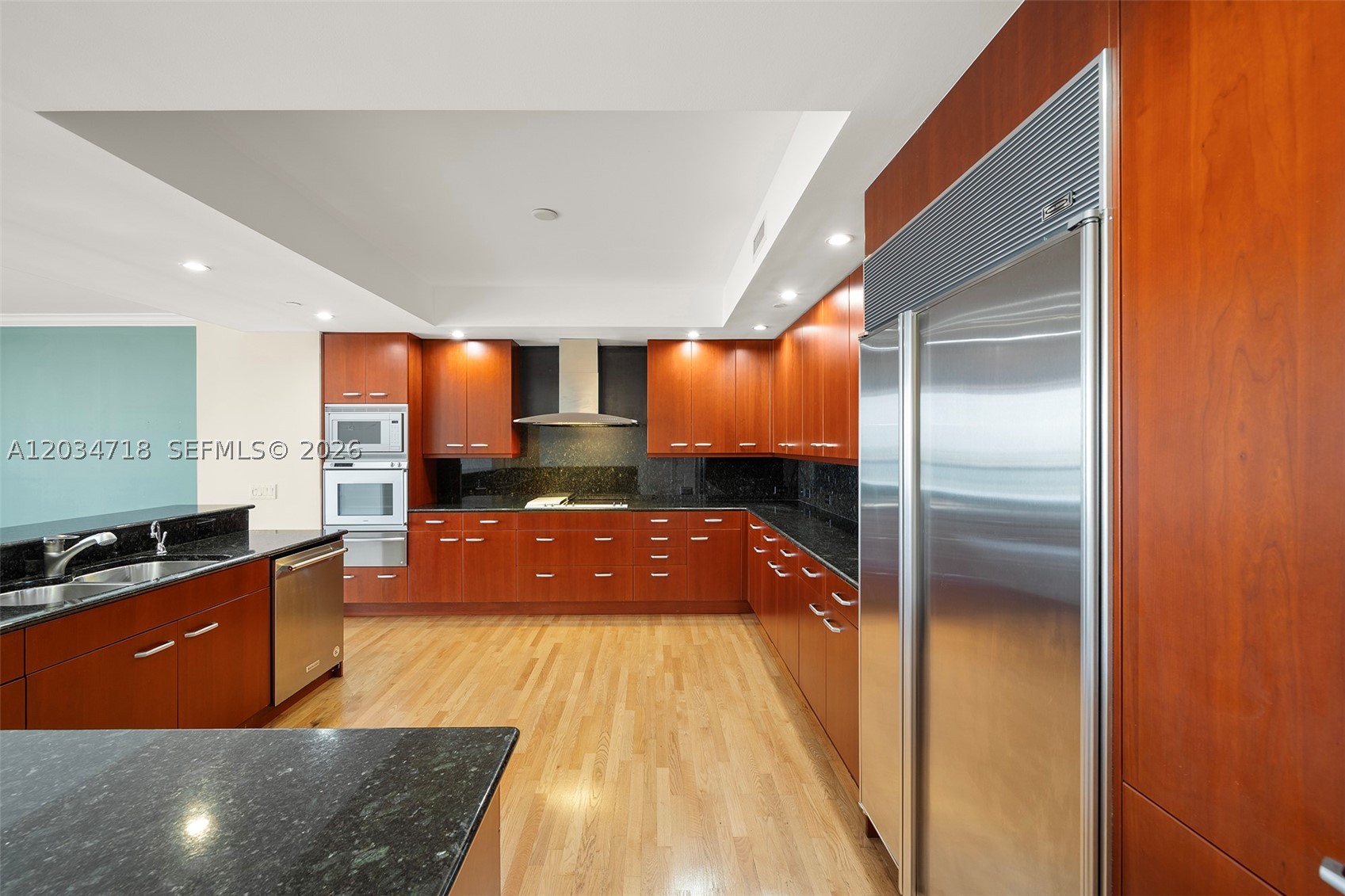 6000 Island Blvd #1002 Aventura, FL 33160