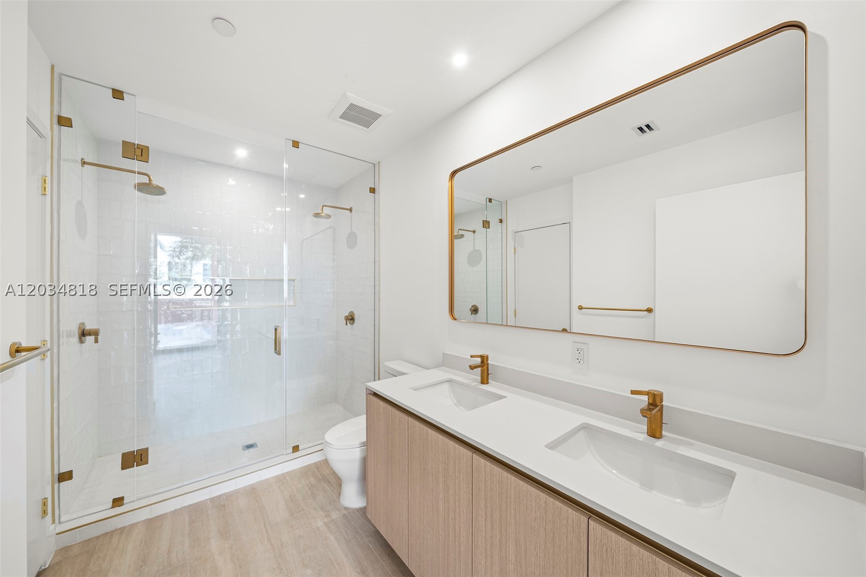 image The Standard Residences Midtown Miami9
