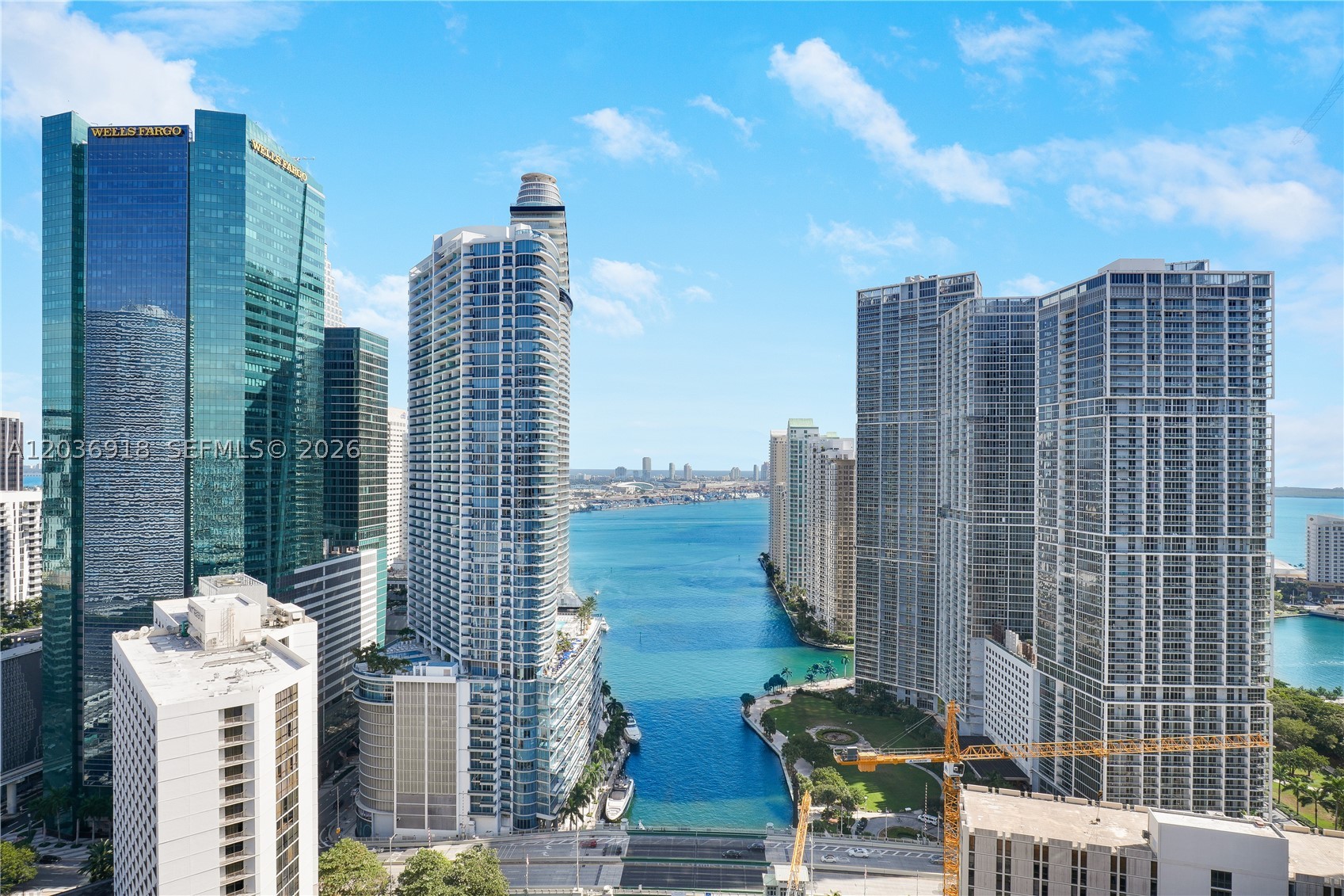 image Brickell on the River North21