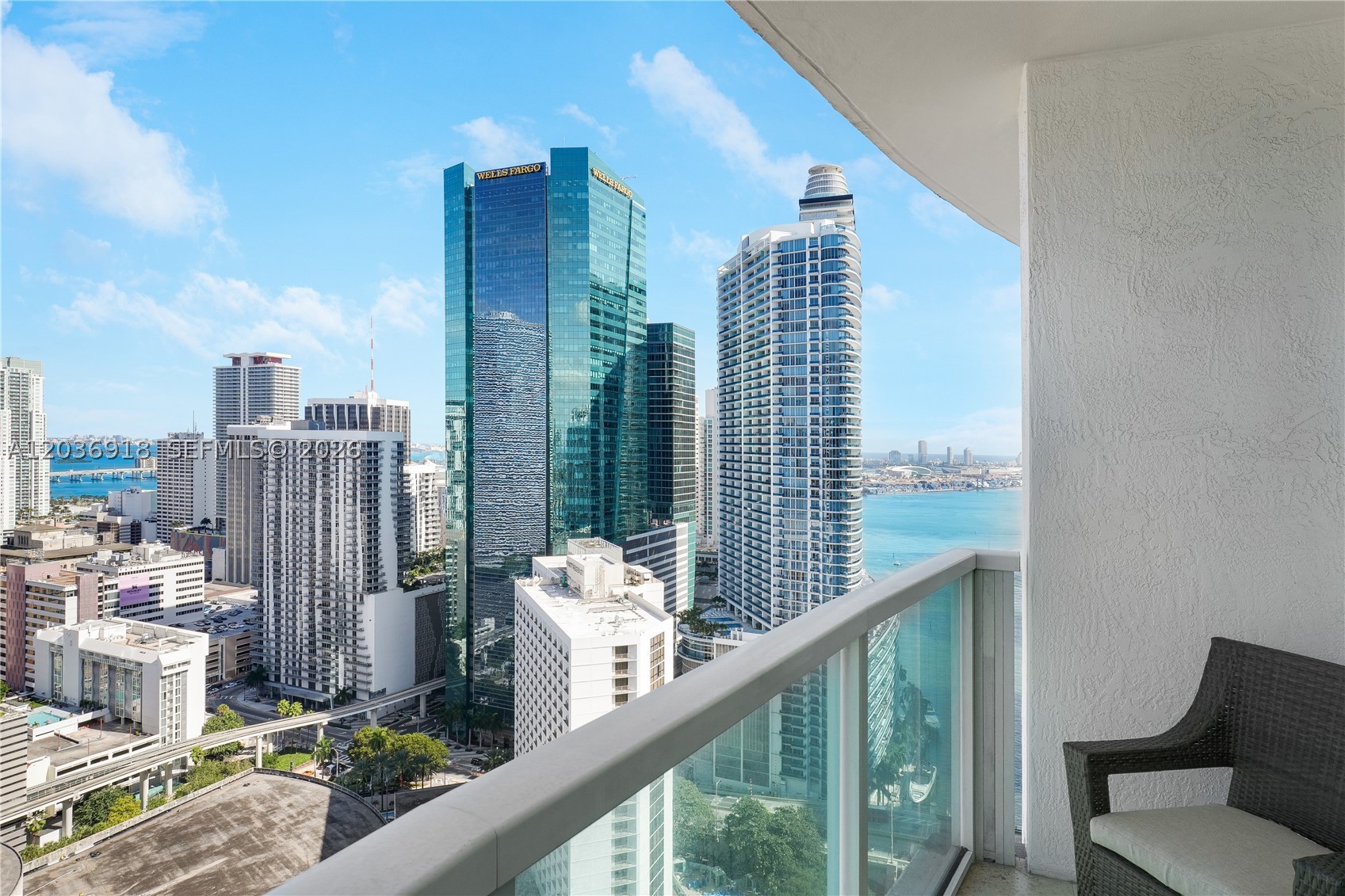 image Brickell on the River North5