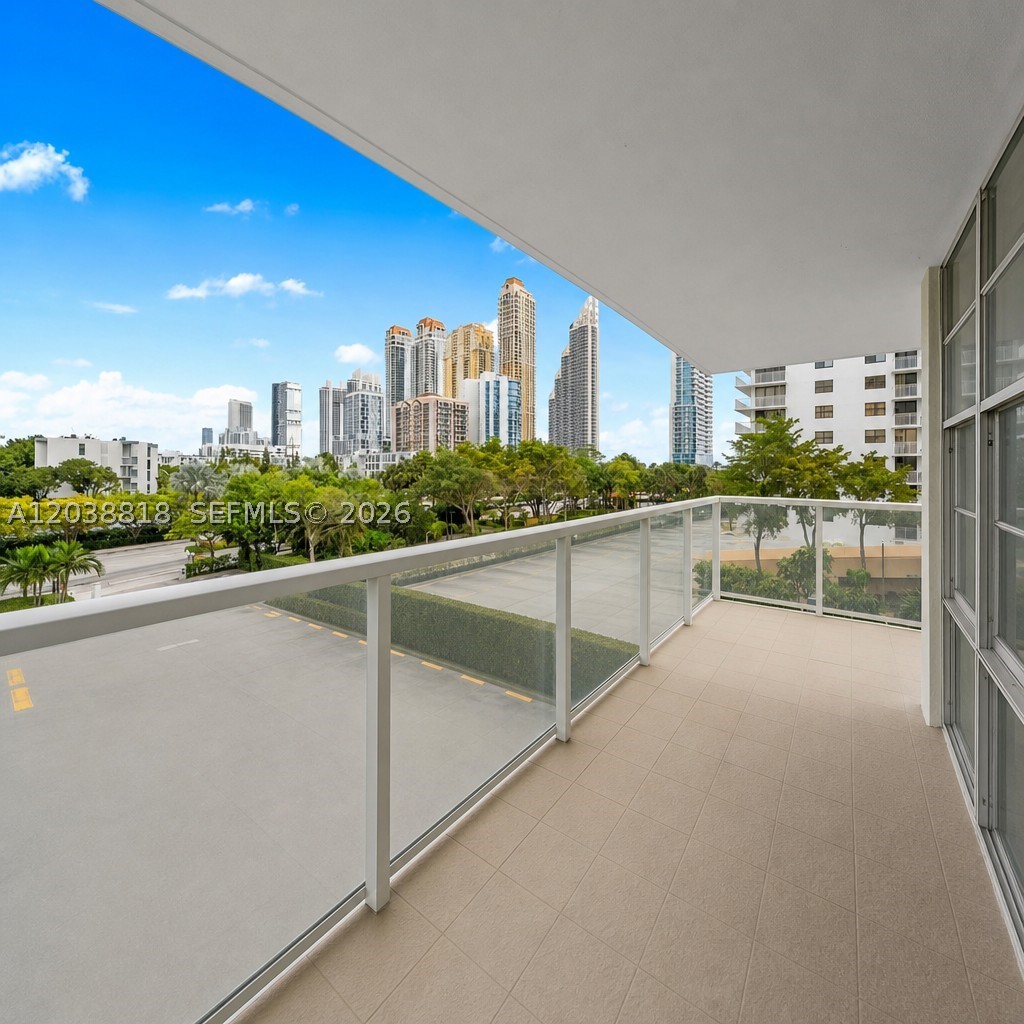image Winston Towers 3000