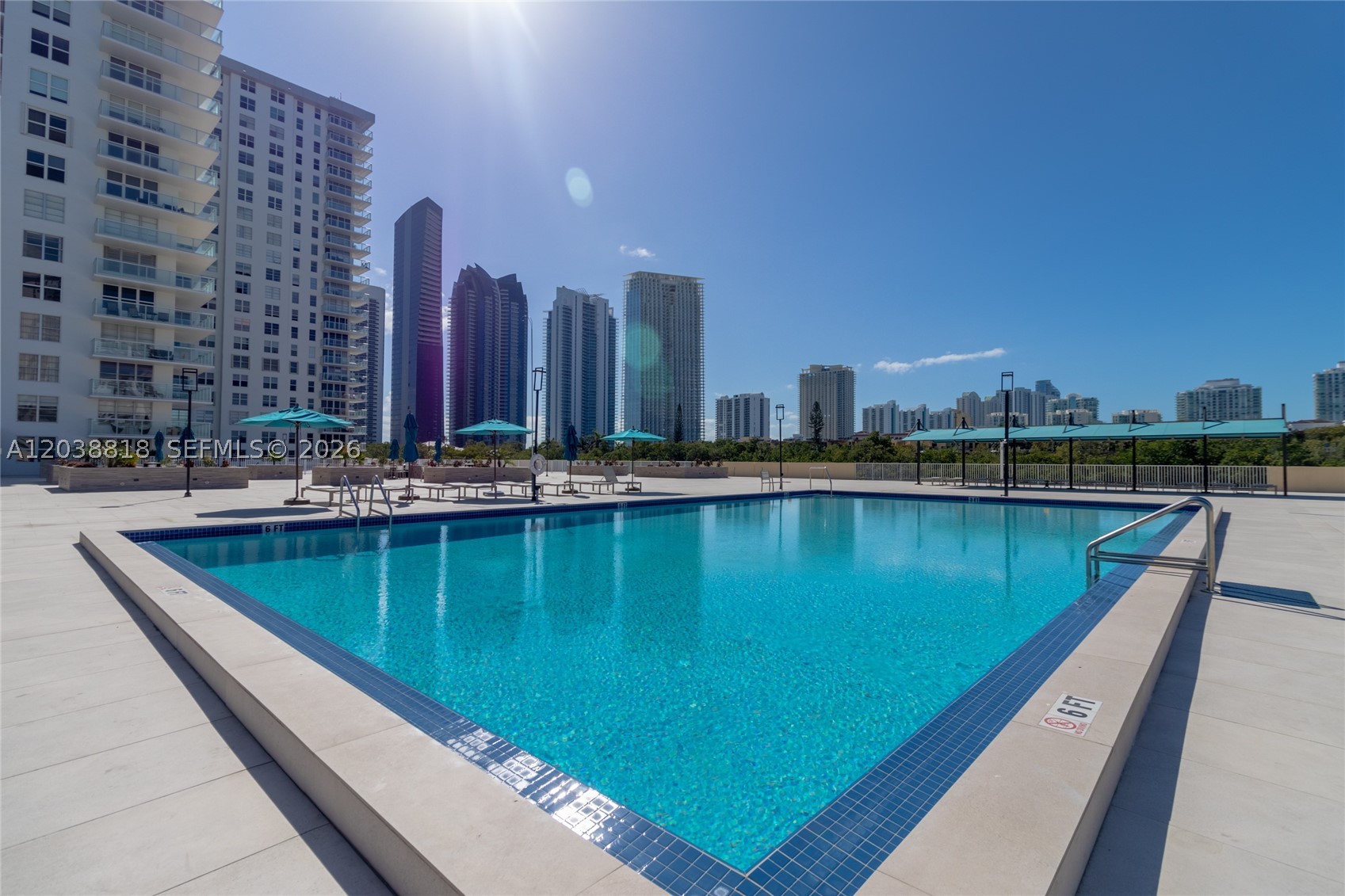 image Winston Towers 30013