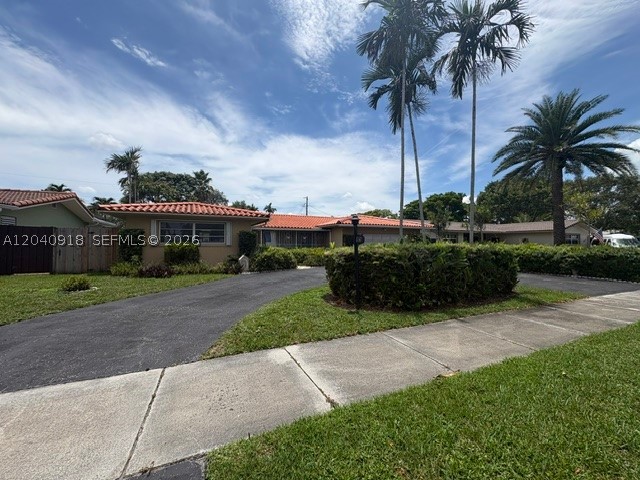1180 Starling Ave