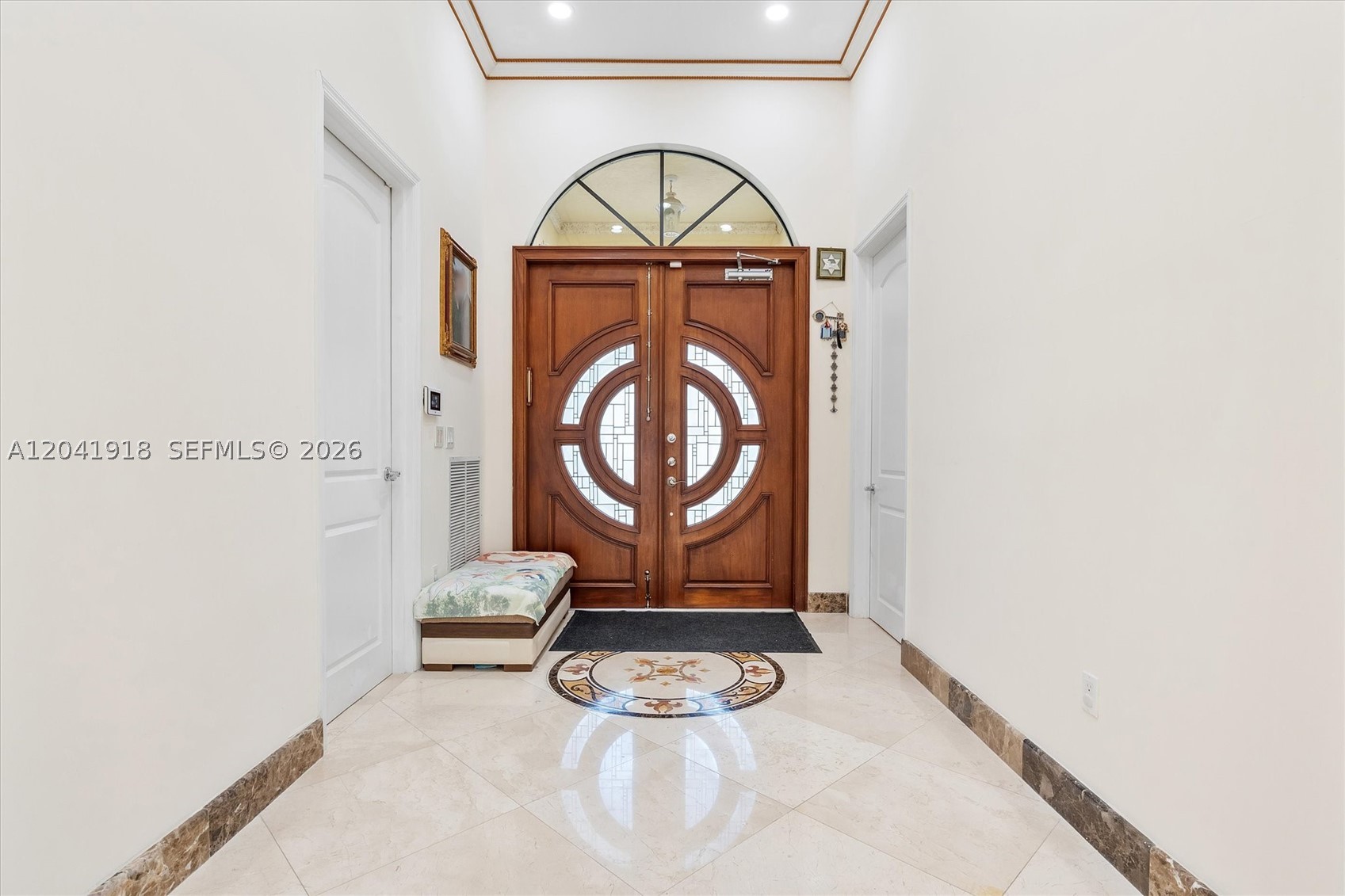 3765 Prairie Ave #3765 Miami Beach, FL 33140