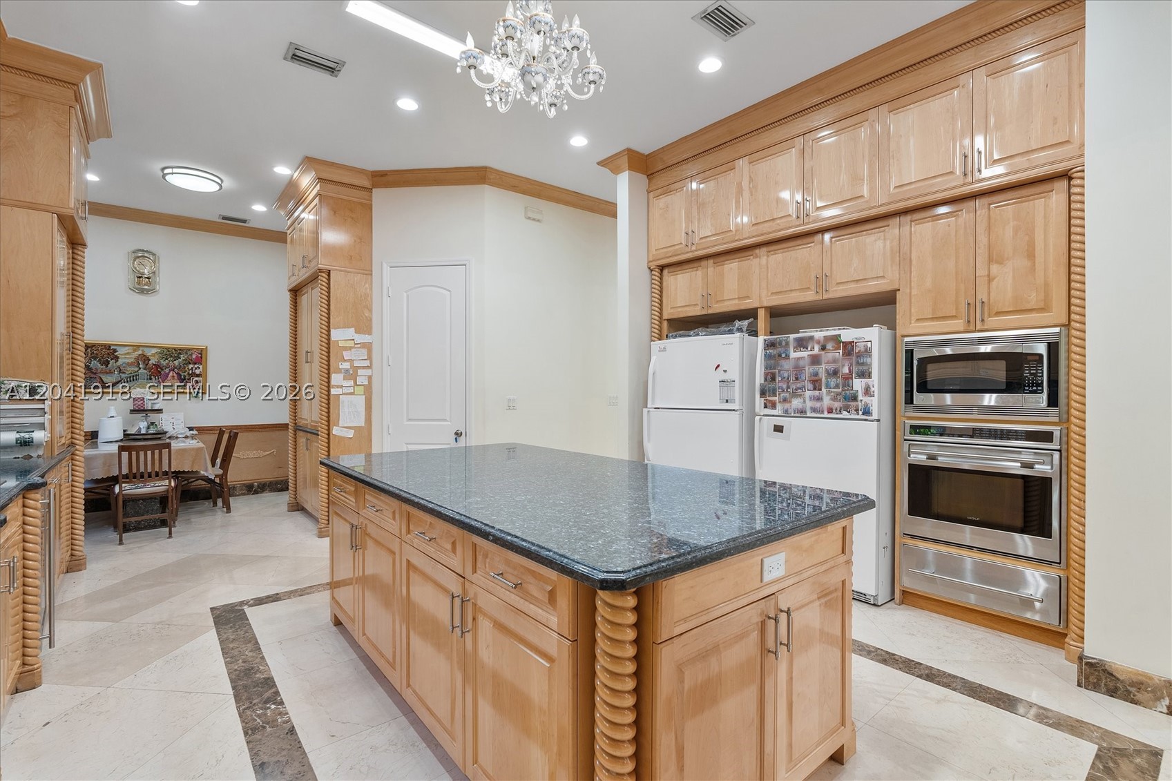3765 Prairie Ave #3765 Miami Beach, FL 33140