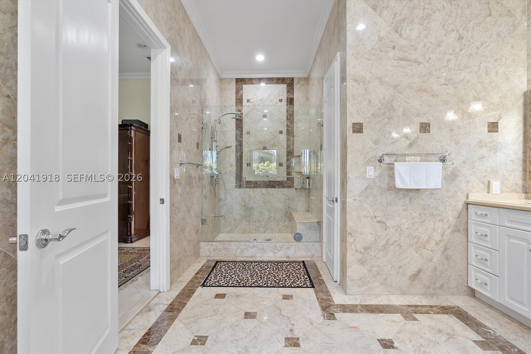 3765 Prairie Ave #3765 Miami Beach, FL 33140