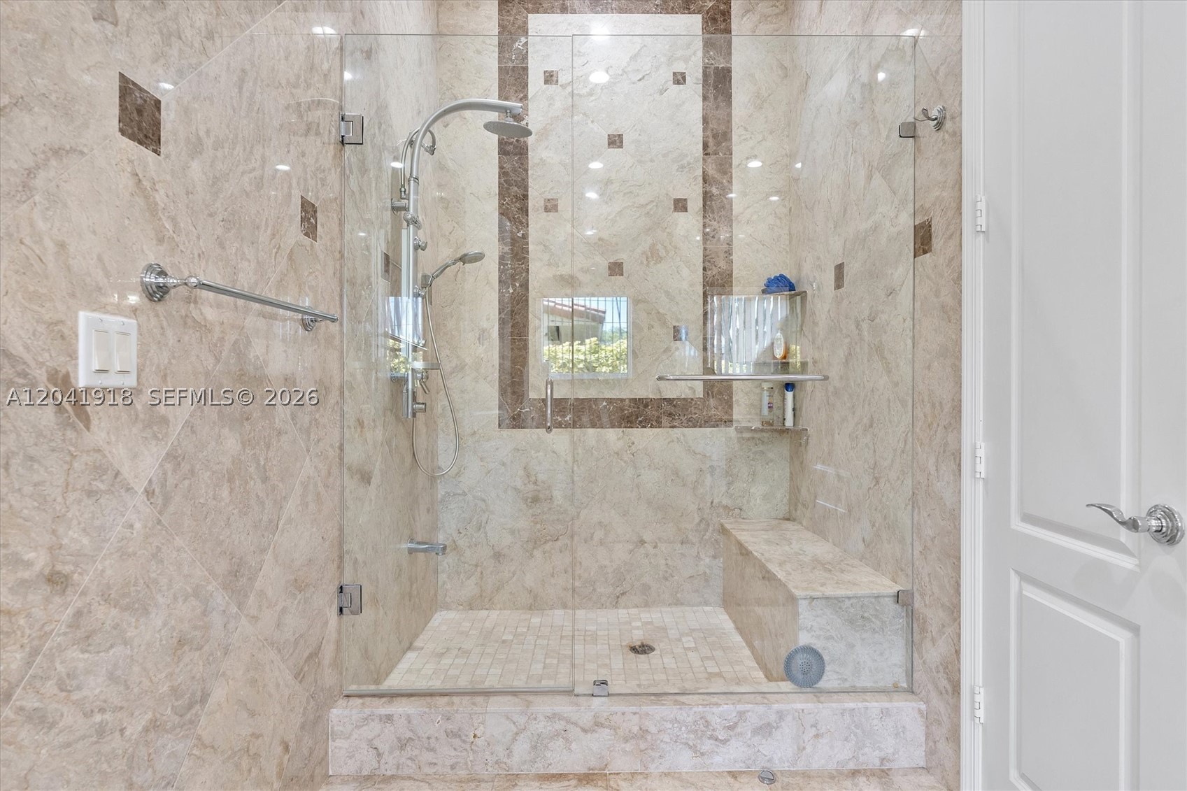 3765 Prairie Ave #3765 Miami Beach, FL 33140