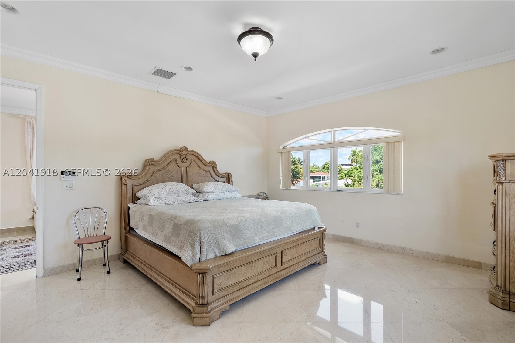 3765 Prairie Ave #3765 Miami Beach, FL 33140