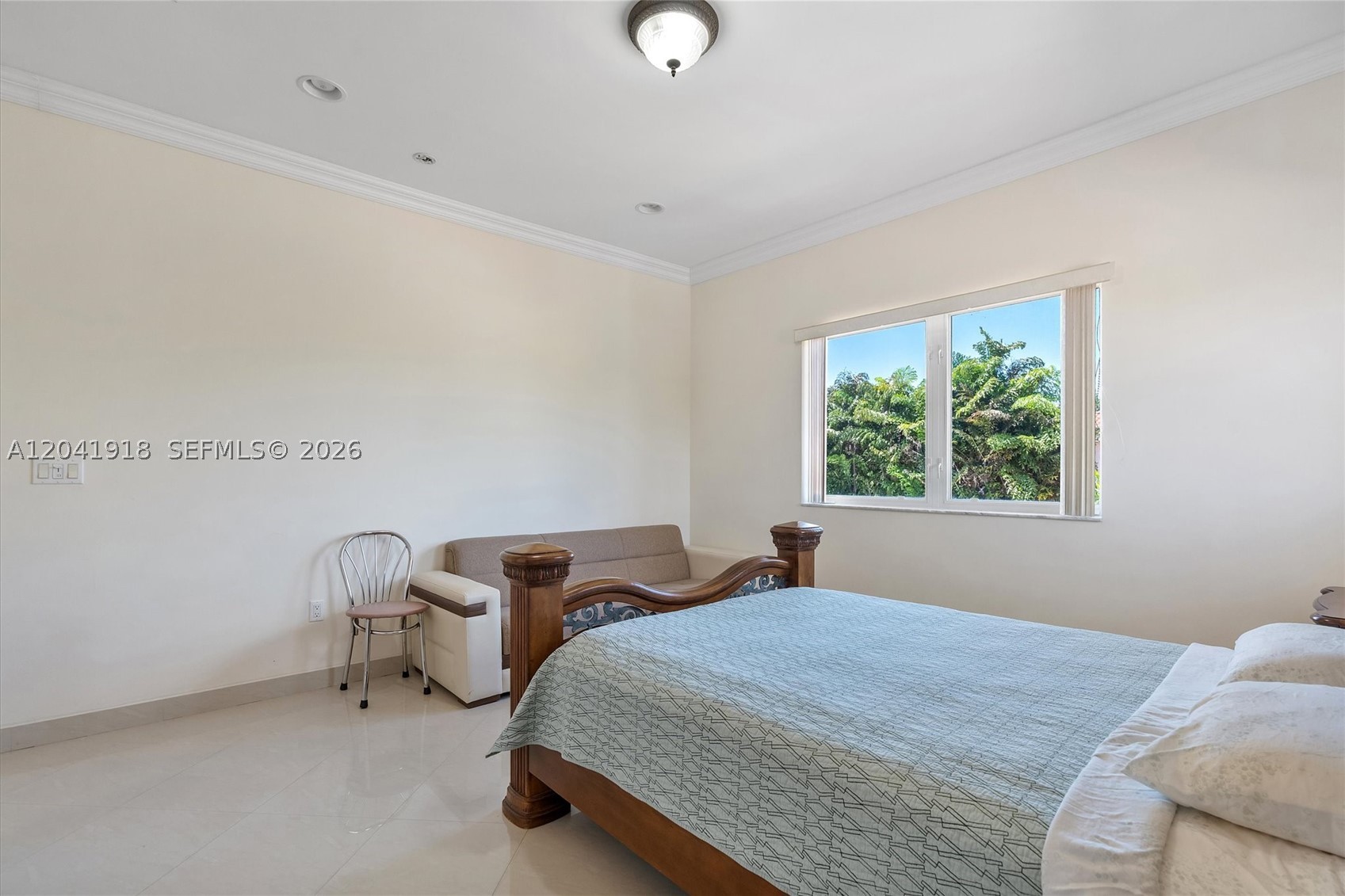 3765 Prairie Ave #3765 Miami Beach, FL 33140