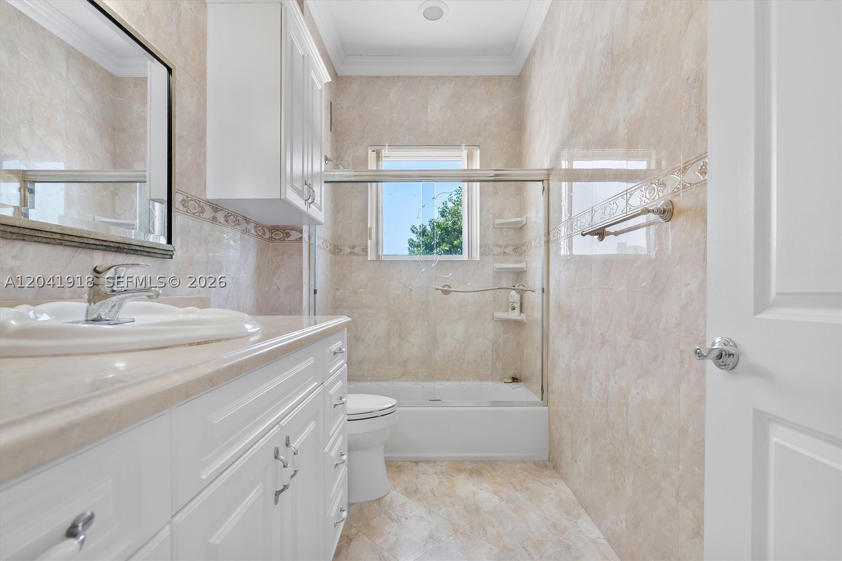 3765 Prairie Ave #3765 Miami Beach, FL 33140