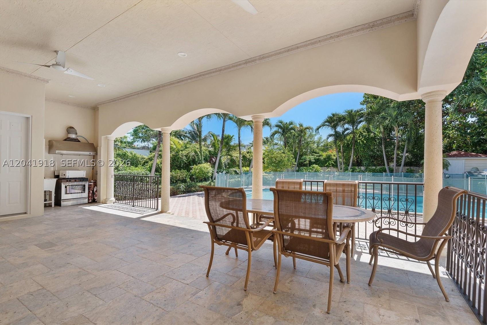 3765 Prairie Ave #3765 Miami Beach, FL 33140