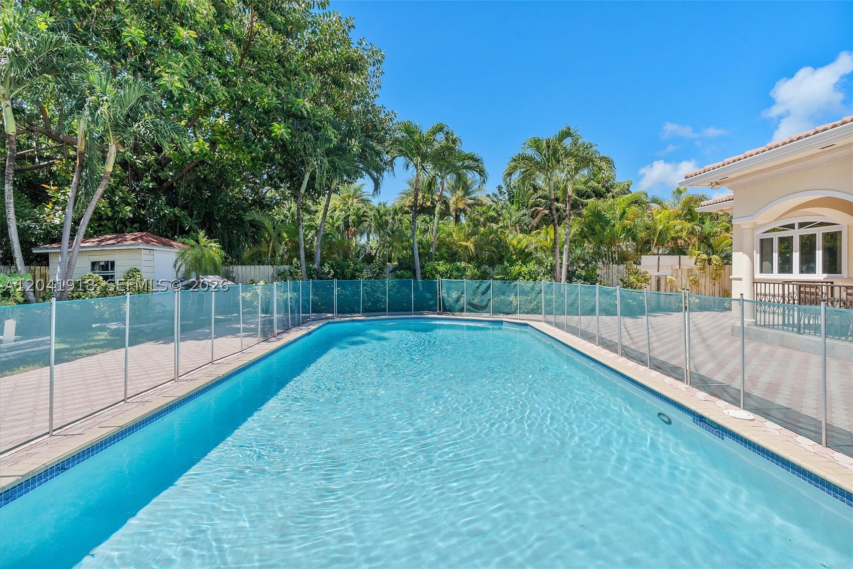3765 Prairie Ave #3765 Miami Beach, FL 33140