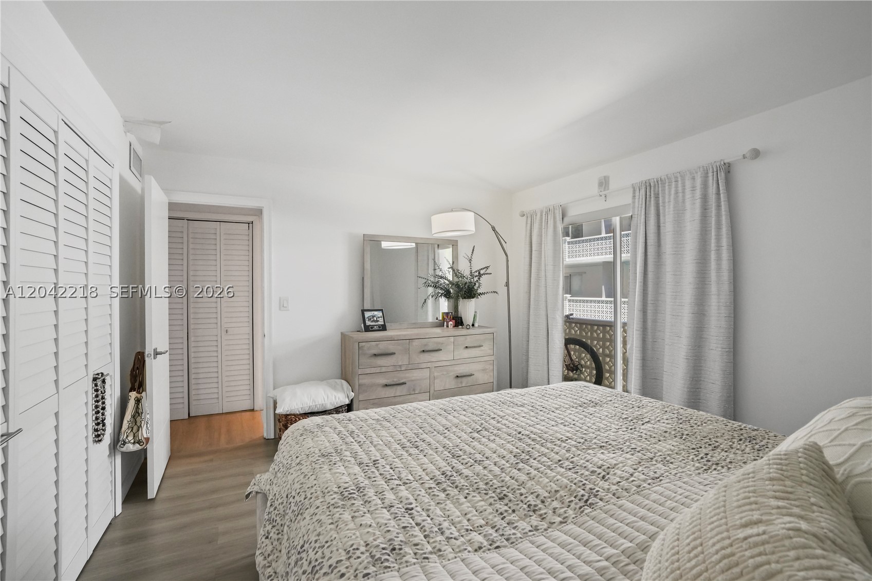1614 West Ave #203 Miami Beach, FL 33139