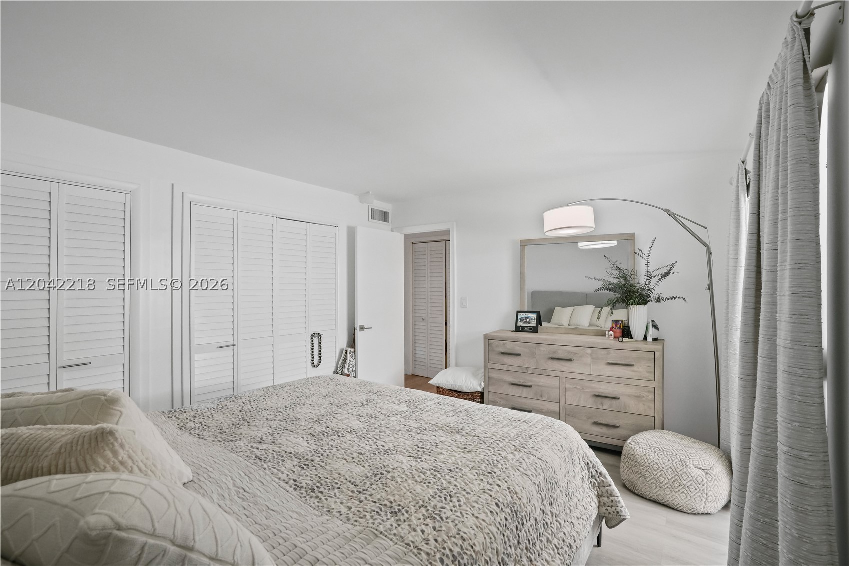 1614 West Ave #203 Miami Beach, FL 33139
