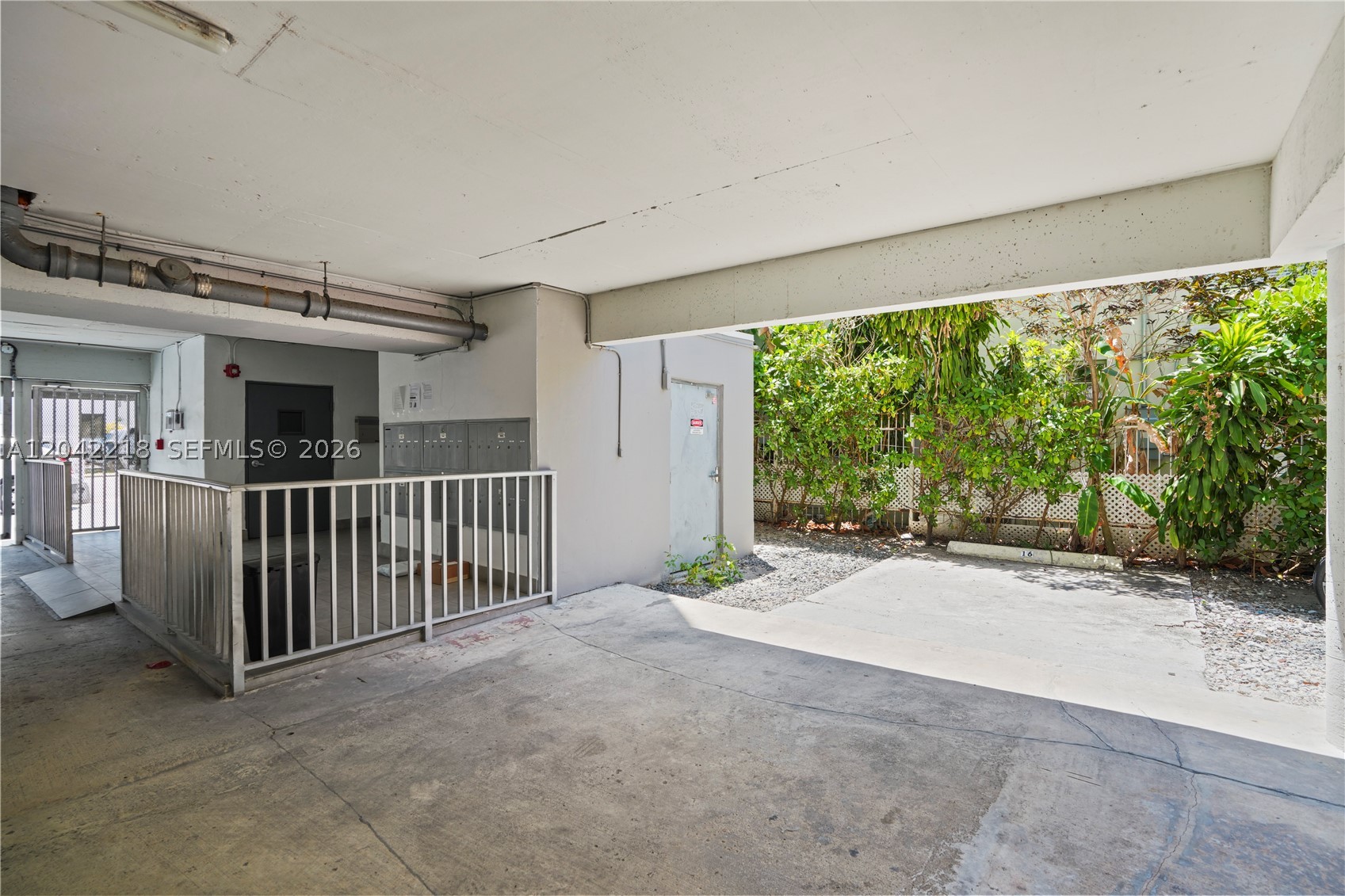 1614 West Ave #203 Miami Beach, FL 33139