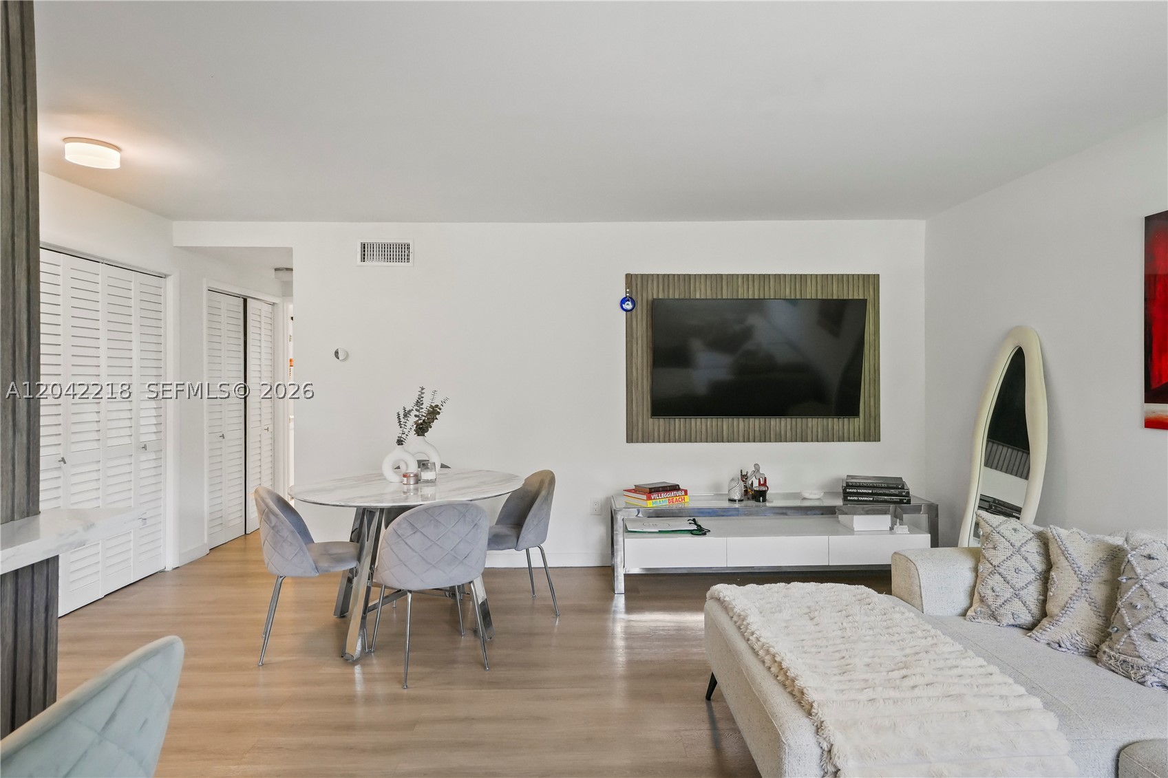 1614 West Ave #203 Miami Beach, FL 33139