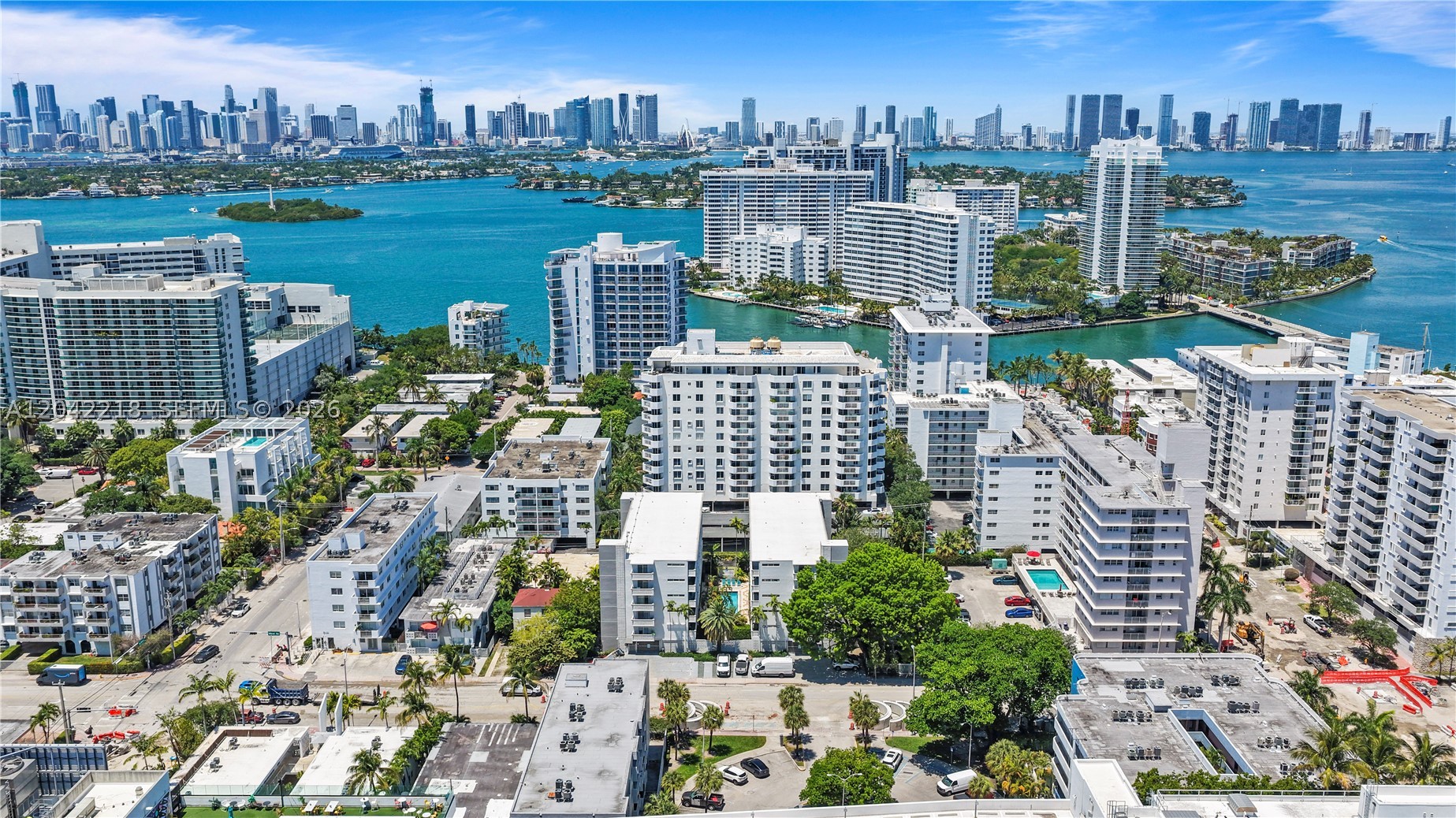 1614 West Ave #203 Miami Beach, FL 33139