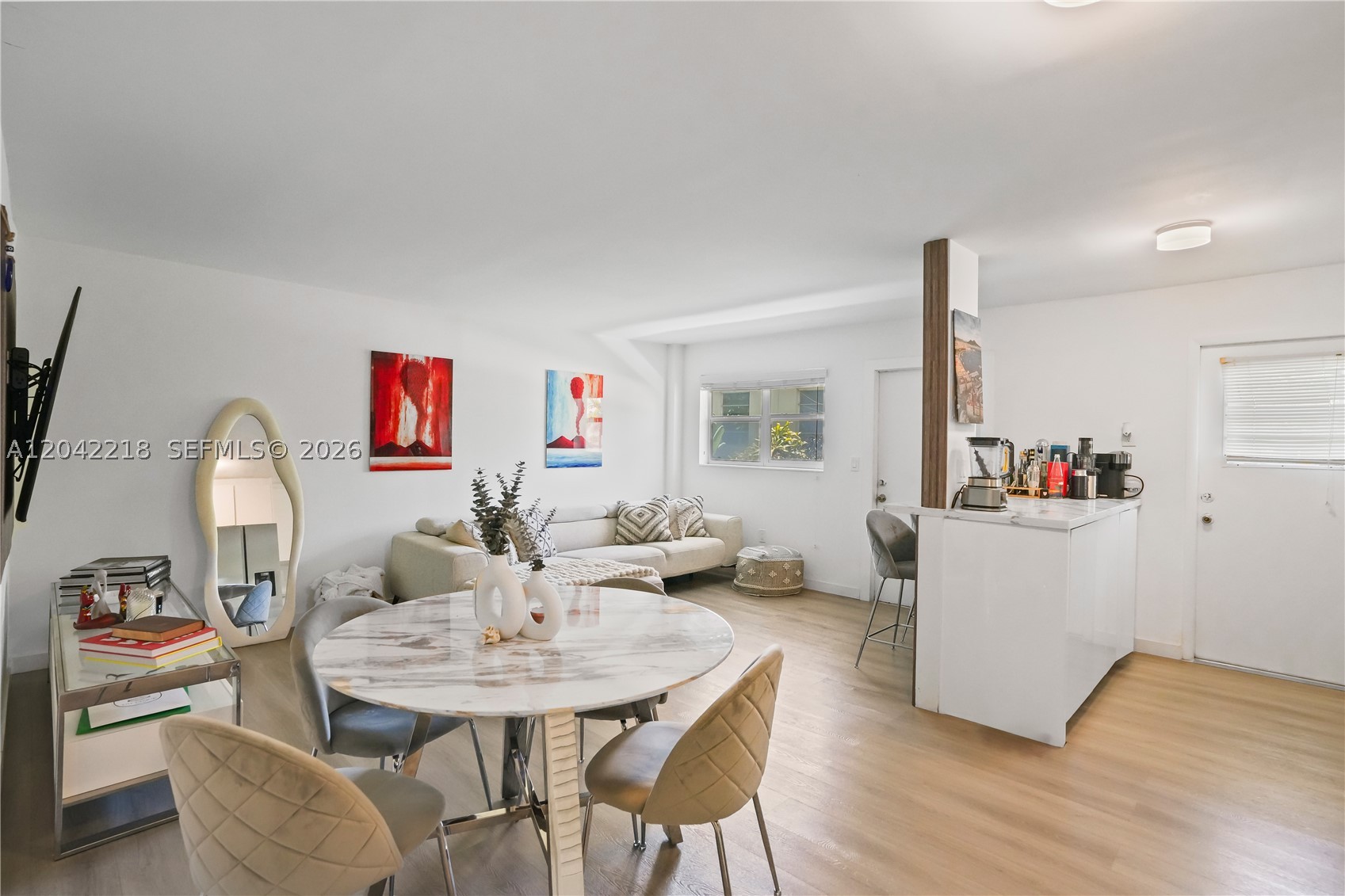1614 West Ave #203 Miami Beach, FL 33139