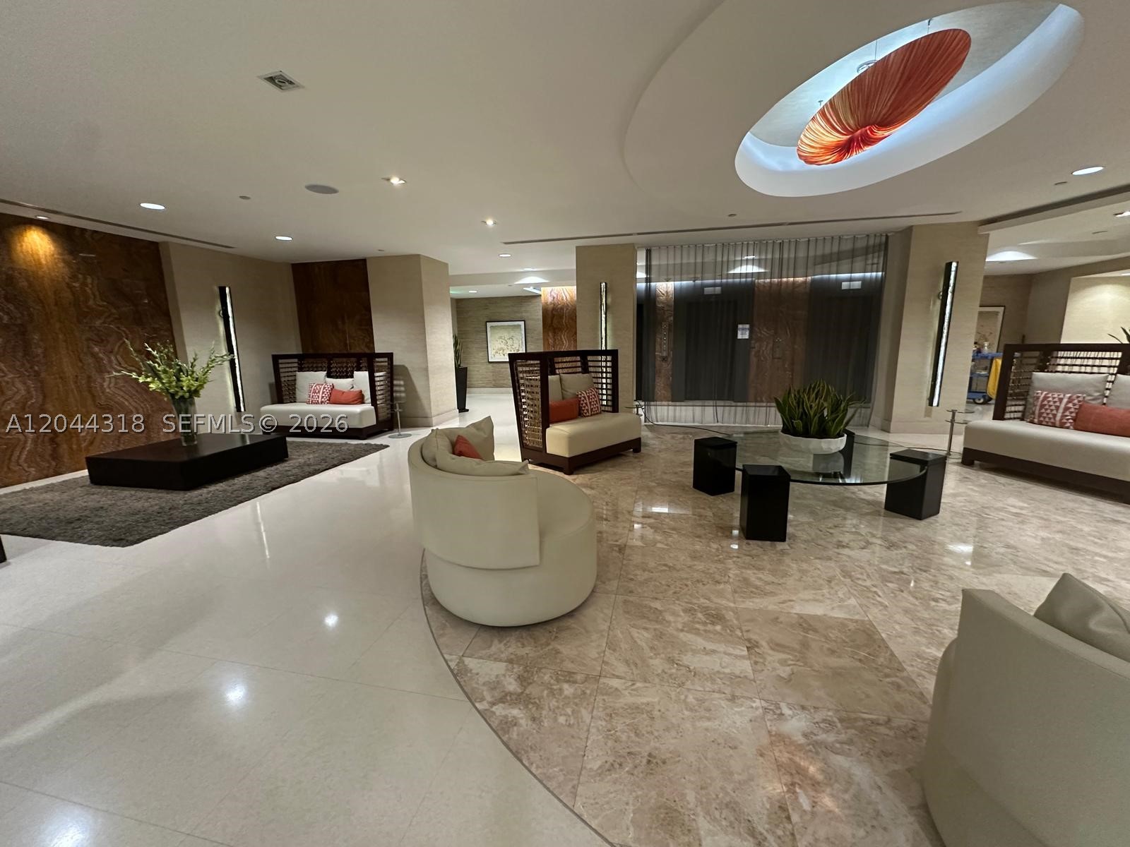 2555 Collins Ave #2006 Miami Beach, FL 33140