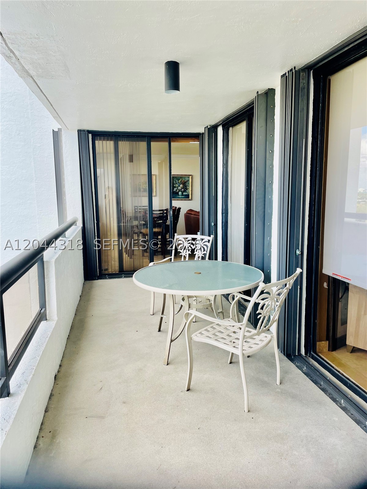 2555 Collins Ave #2006 Miami Beach, FL 33140